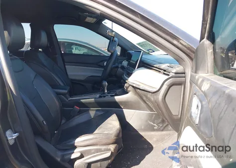 2023 Jeep Compass Latitude Lux Fwd z USA, uszkodzony, nr VIN 3C4NJDFN7PT502112